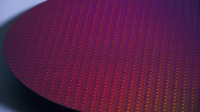 Intel Financial Risks, Layoffs, Foundry Ambitions